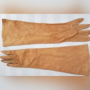 Rich, Soft Suede Gloves